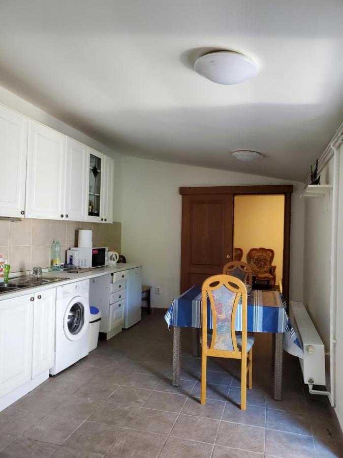 Appartamento Apartman Stary Liskovec Brno Esterno foto